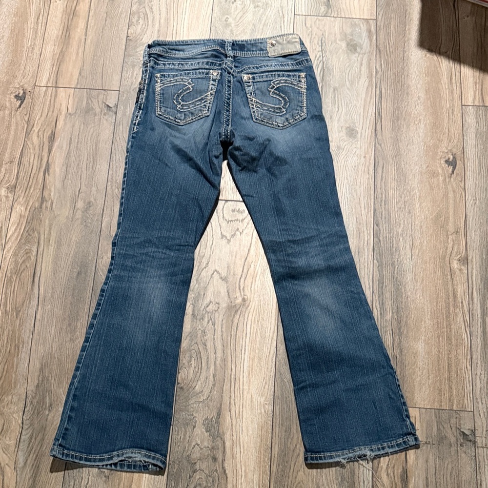 Silver Jeans - Picture 3 of 5